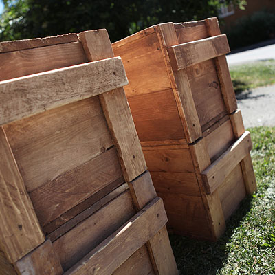 <b>Gåsmamman 2</b><br>the wooden crates<br>Gåsmamman 2, the wooden crates.